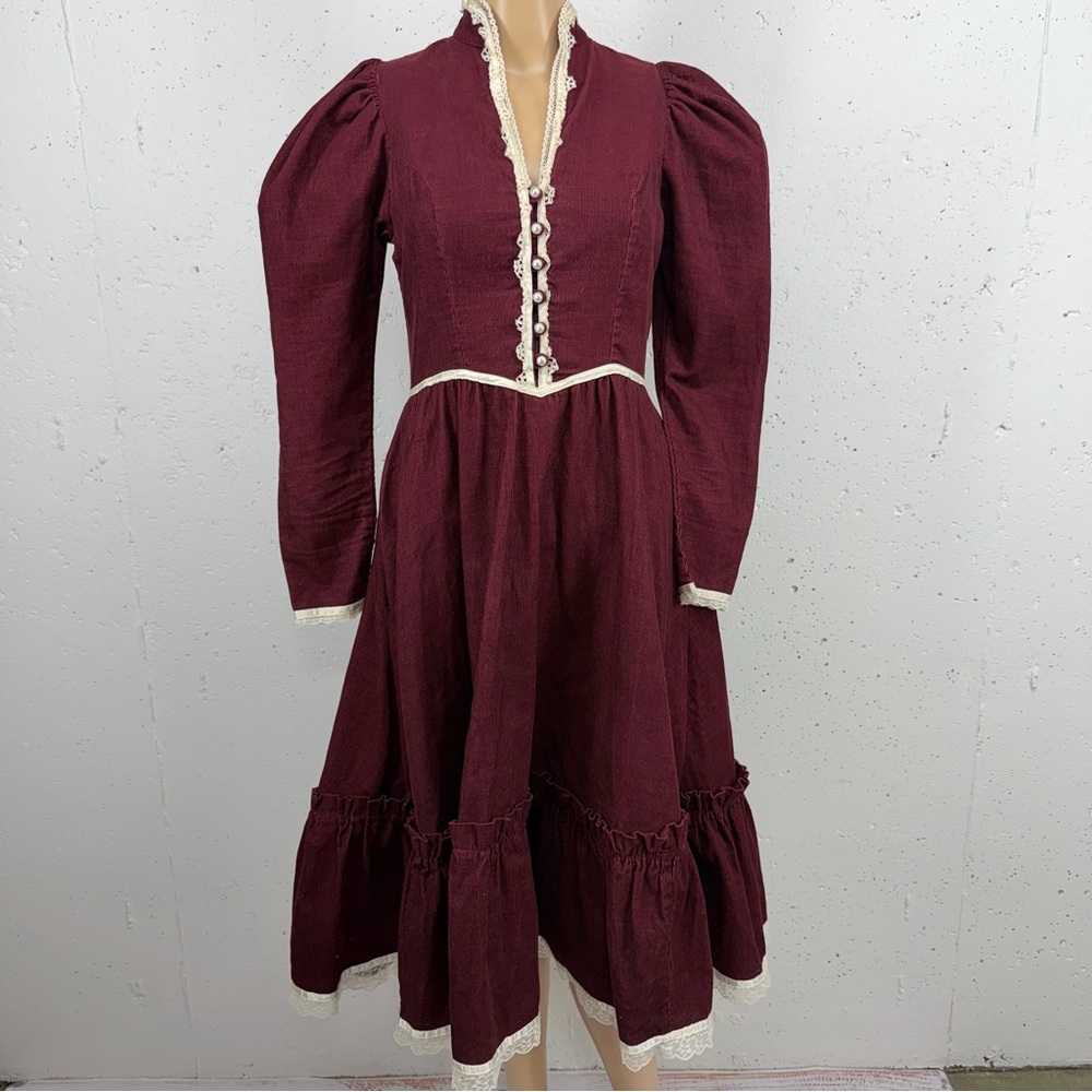Vintage Gunne Sax Jessica McClintock size 5 Maroon Corduroy Prairie Midi Dress